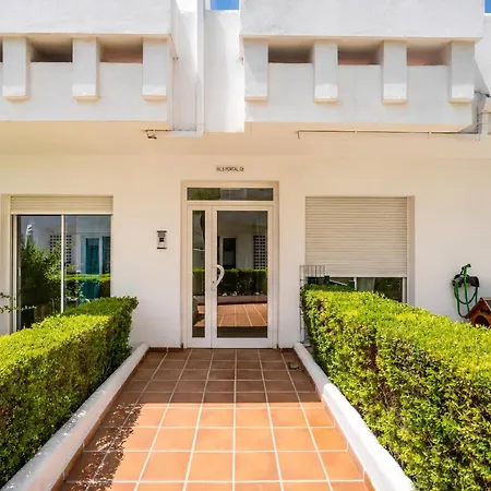 Vr1b - Golfside Escape Near Estepona